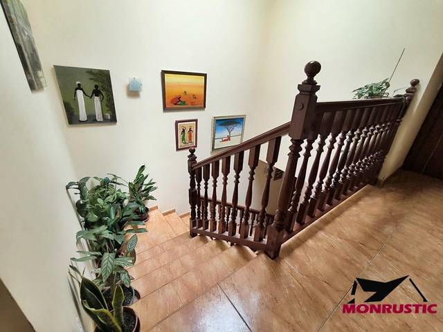 Casa-chalet en Venta en Vimbodí i Poblet