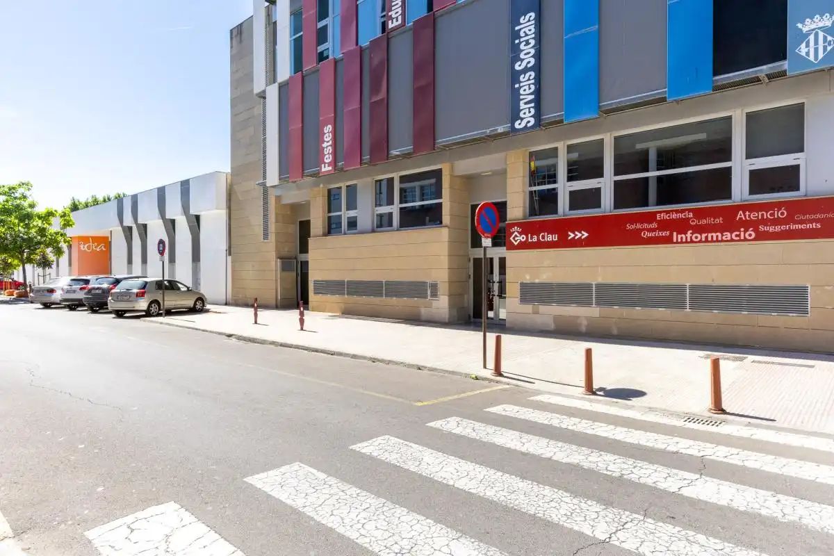 Exterior view of Houses for sale in Alzira  with Heating, Terrace and Storage room