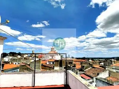 Außenansicht von Wohnung zum Verkauf in Badajoz mit Klimaanlage, Heizung und Terrasse