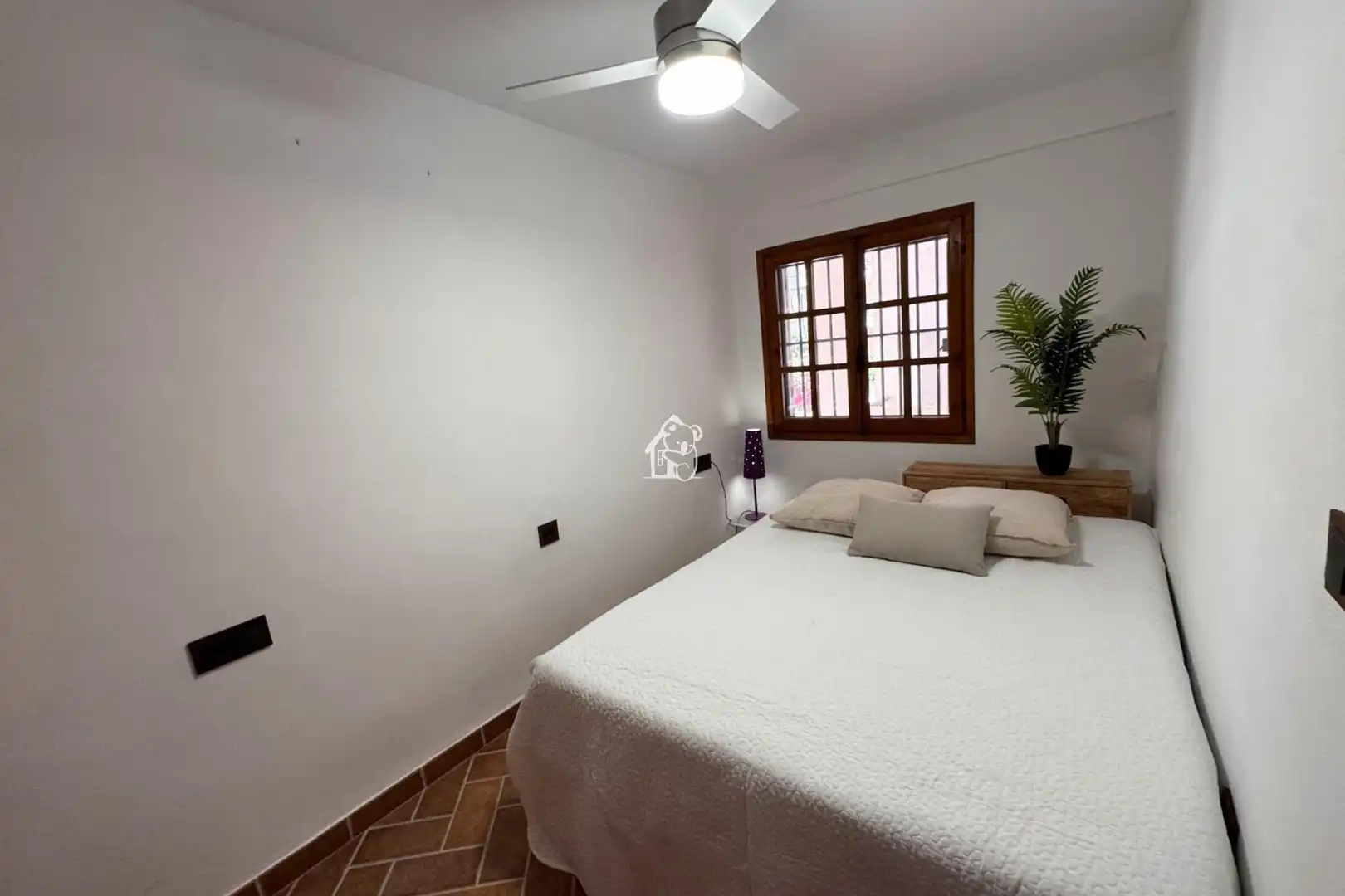 Habitación de Dúplex de alquiler en Guardamar del Segura con Aire acondicionado, Terraza y Amueblado