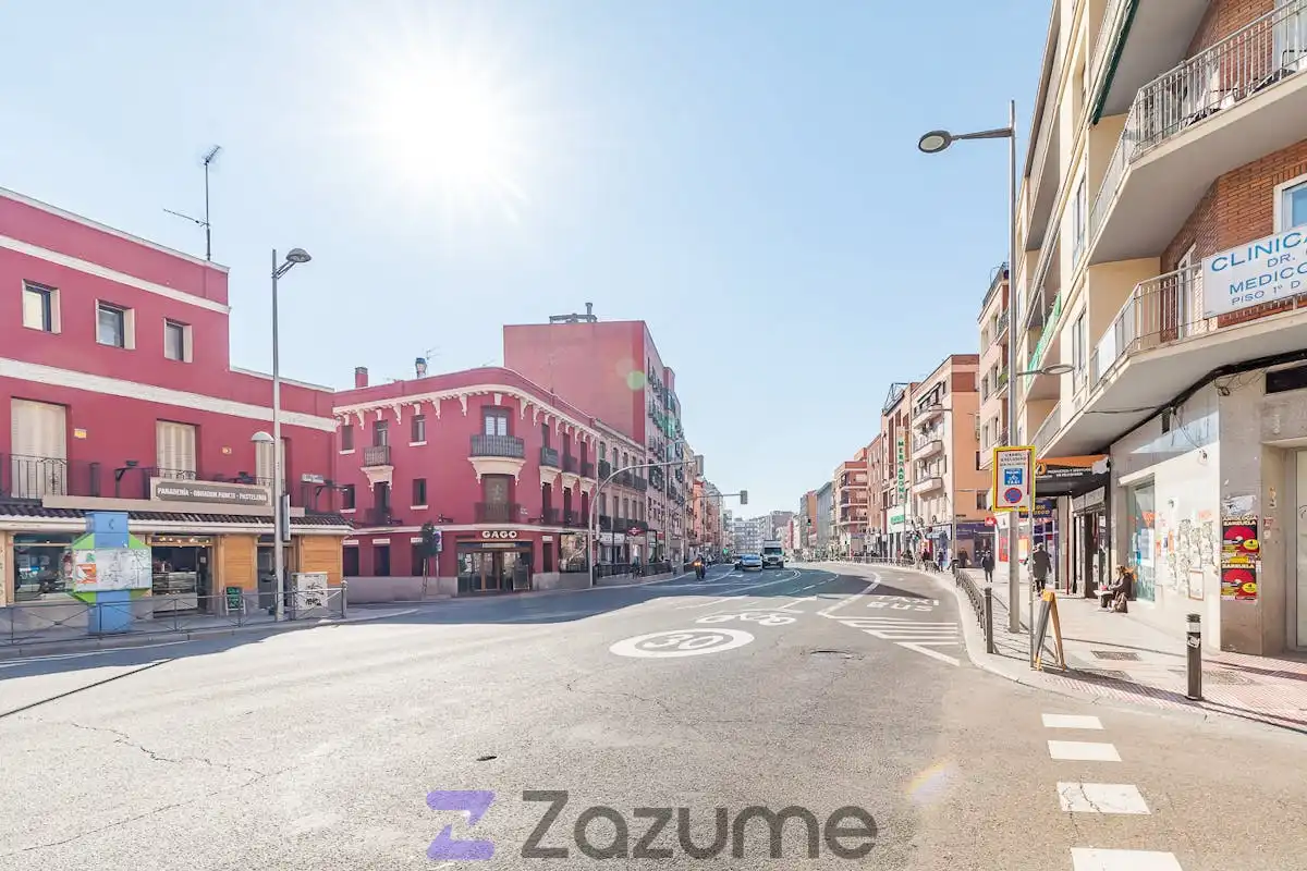 Flat for rent in C. del Divino Redentor, Valdeacederas