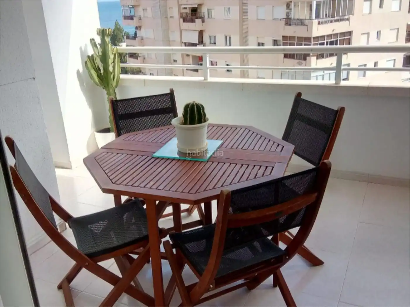 Apartament amb piscina de lloguer a Carrer Vila-real 15