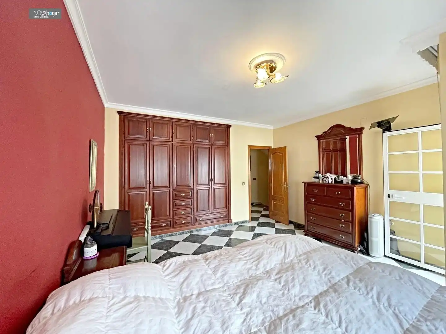Bedroom of Houses for sale in Málaga  with Air Conditioner, Terrace and Furnished