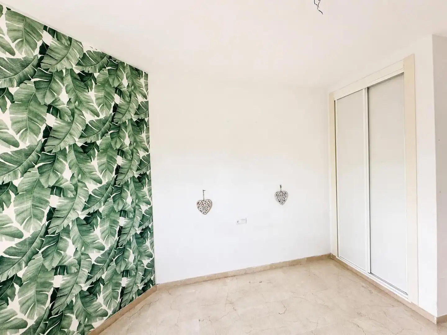 Dormitori de Apartament de lloguer en Playamar - Benyamina