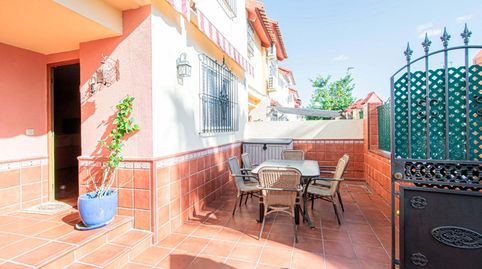 Foto 3 de Casa adosada en venta en Avenida de Europa, Montequinto