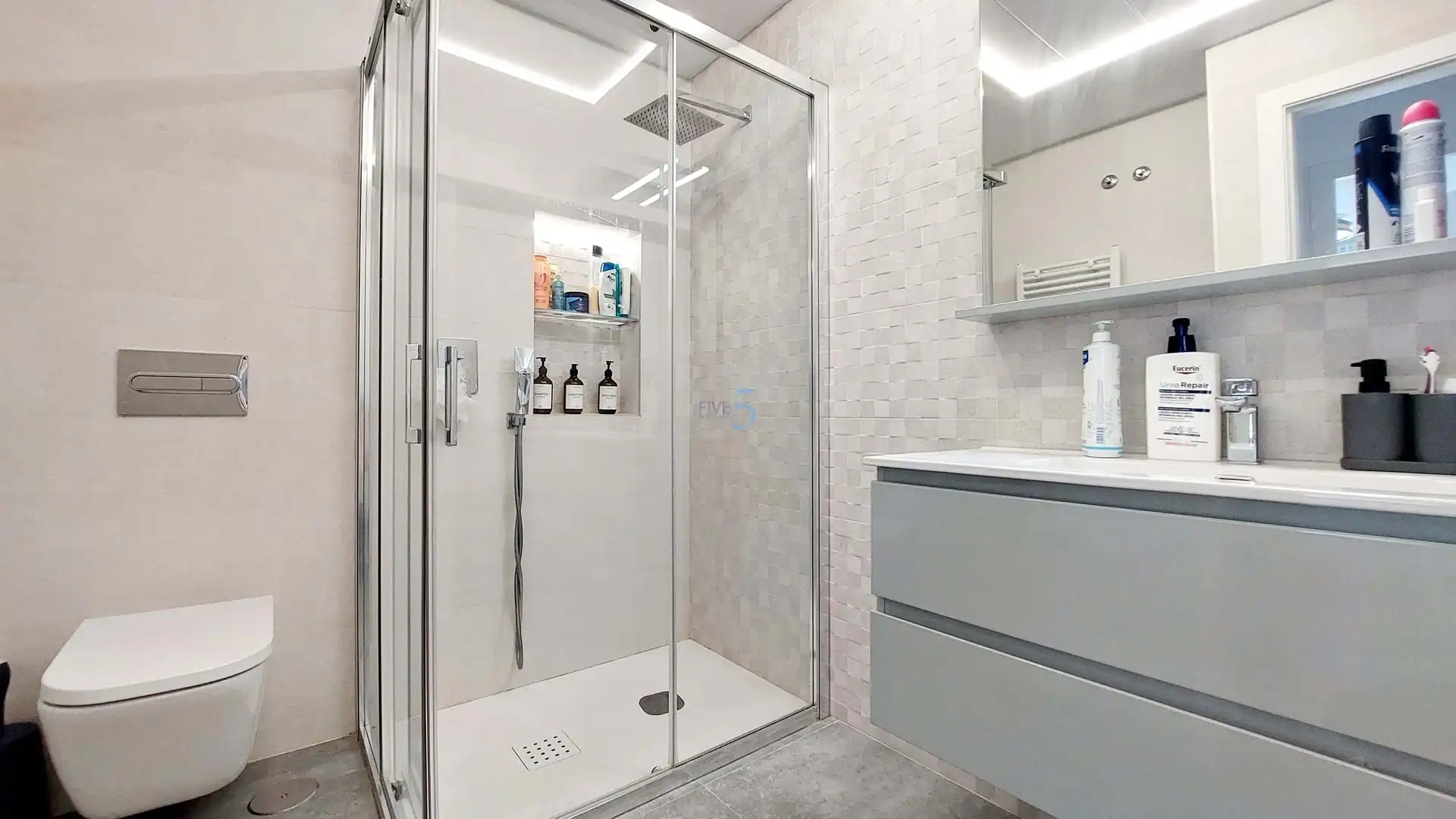 Baño de Casa o chalet en venta en San Pedro del Pinatar con Aire acondicionado, Terraza y Trastero
