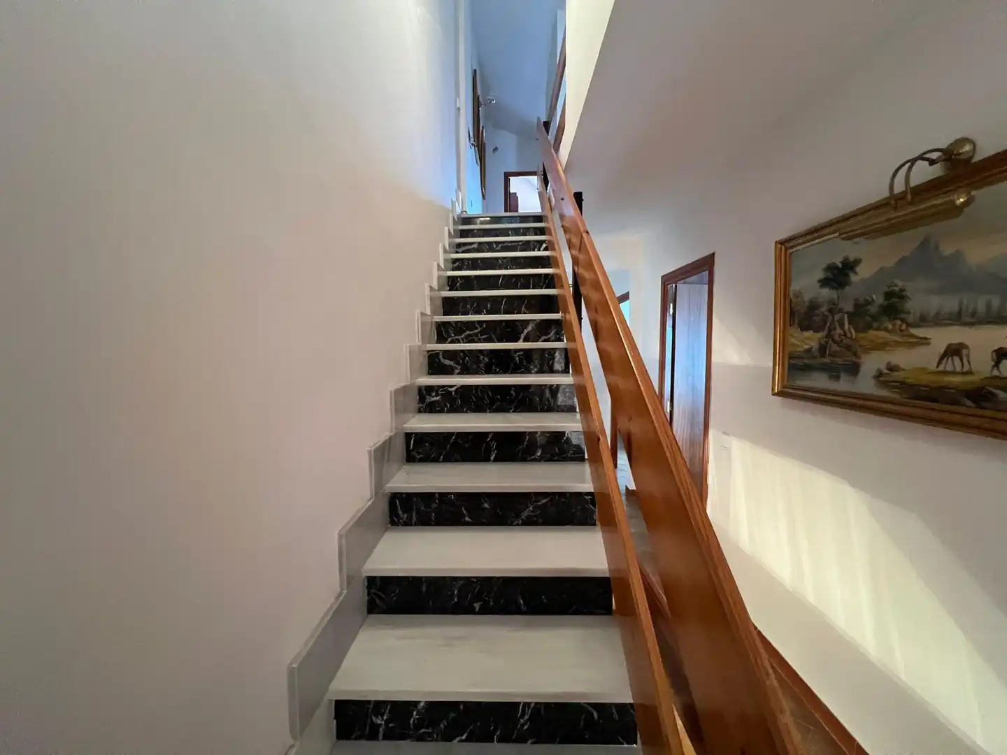 Detached homes for sale in Cazalegas  with Private garden and Community pool
