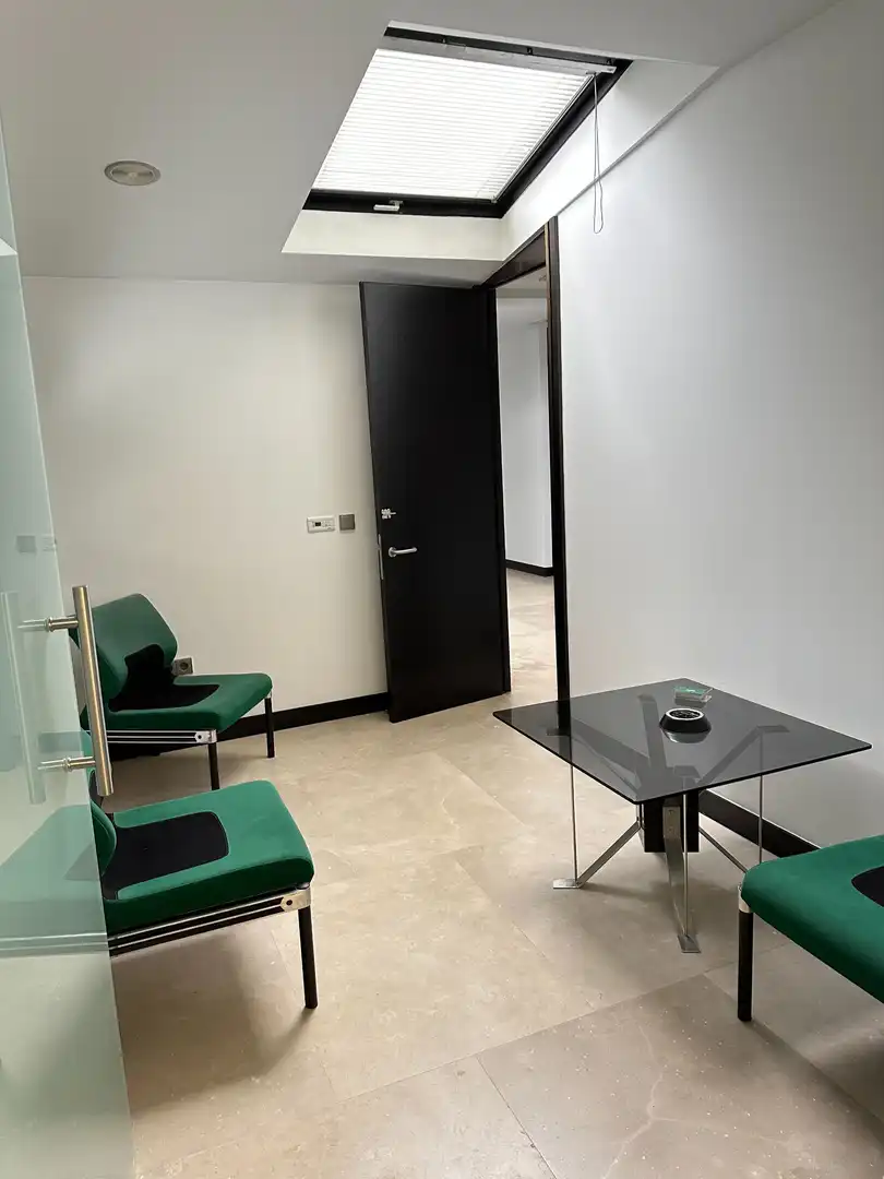 Büro zur Miete in Santa Cruz de Bezana