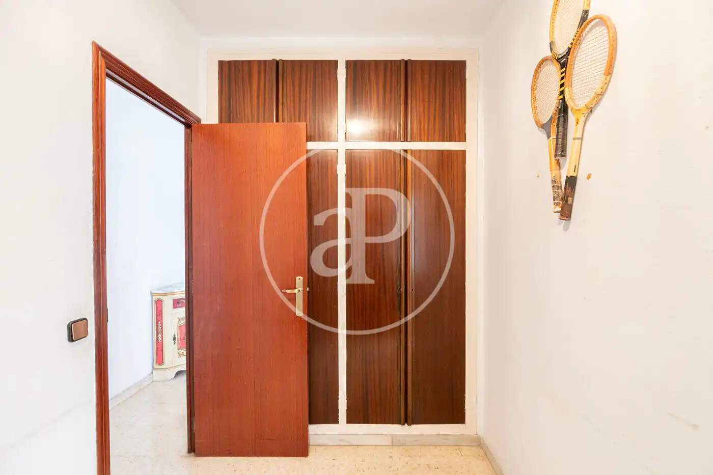 Habitación de Ático en venta en L'Hospitalet de Llobregat con Calefacción, Terraza y Trastero