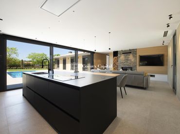 Casa con piscina in vendita a Navata