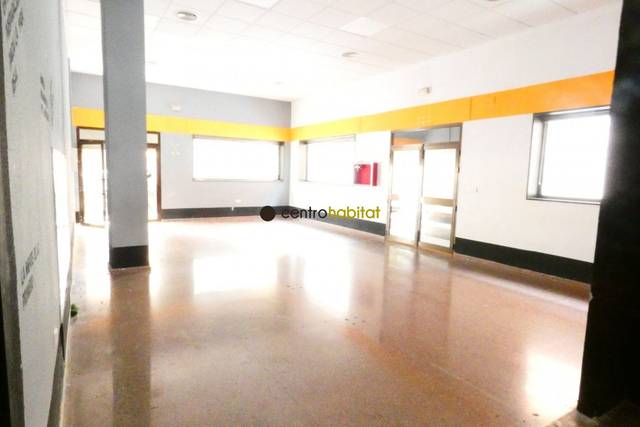 Local comercial en Alquiler en Centro