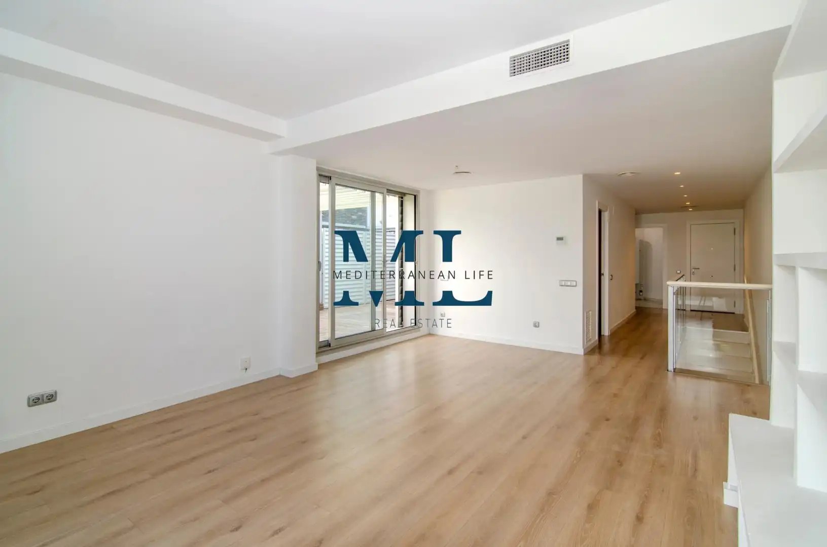 Sala de estar de Dúplex en venta en Sant Pere de Ribes con Calefacción, Jardín privado y Piscina