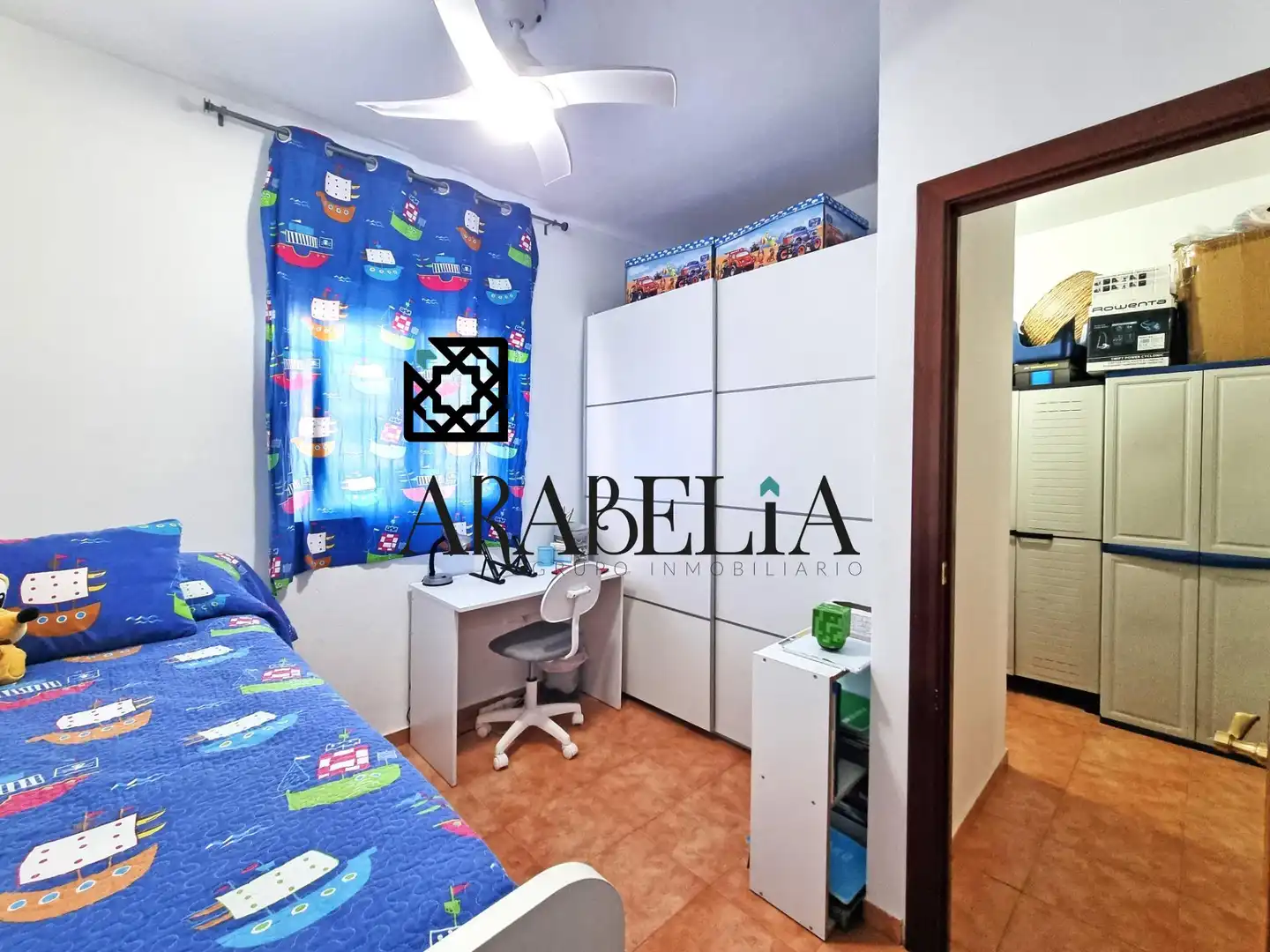 Dormitori de Casa o xalet en venda en Córdoba amb Aire condicionat, Calefacció i Terrassa