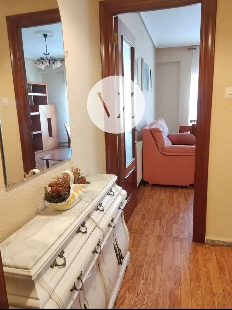 Living room of Flat for rent in Salamanca  with Heating, Parquet flooring and Furnished