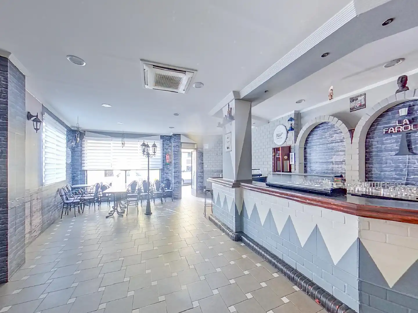 Local comercial en venda a Trobajo del Camino