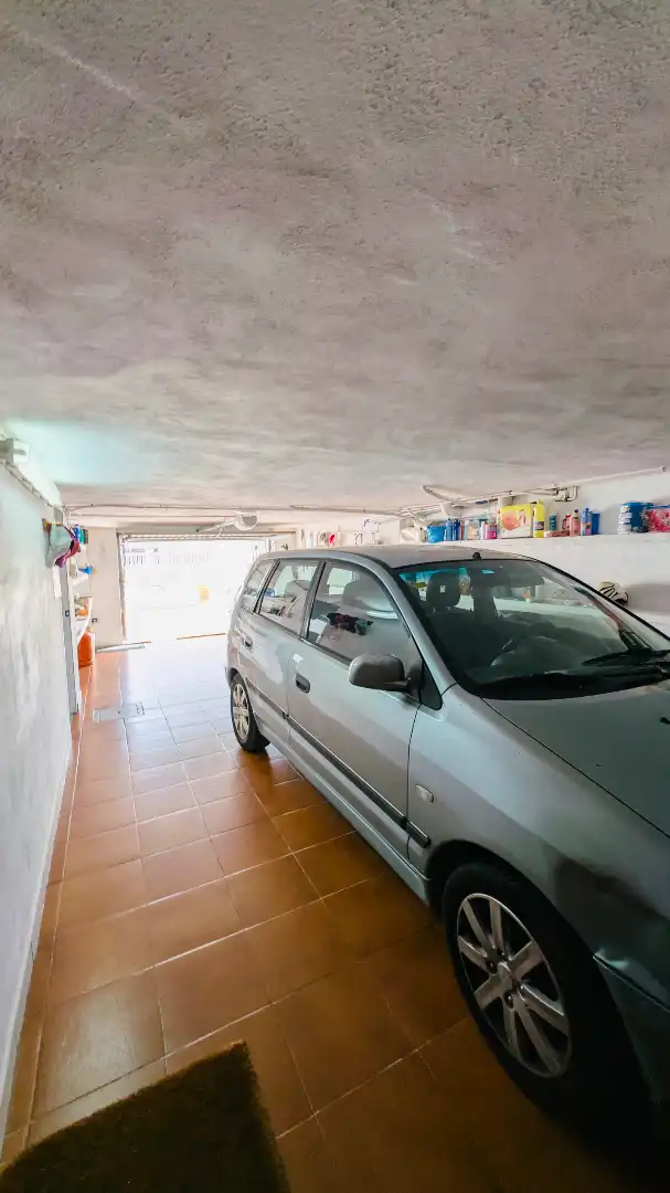 Aparcament de Casa o xalet en venda en Oliva amb Aire condicionat, Calefacció i Jardí privat