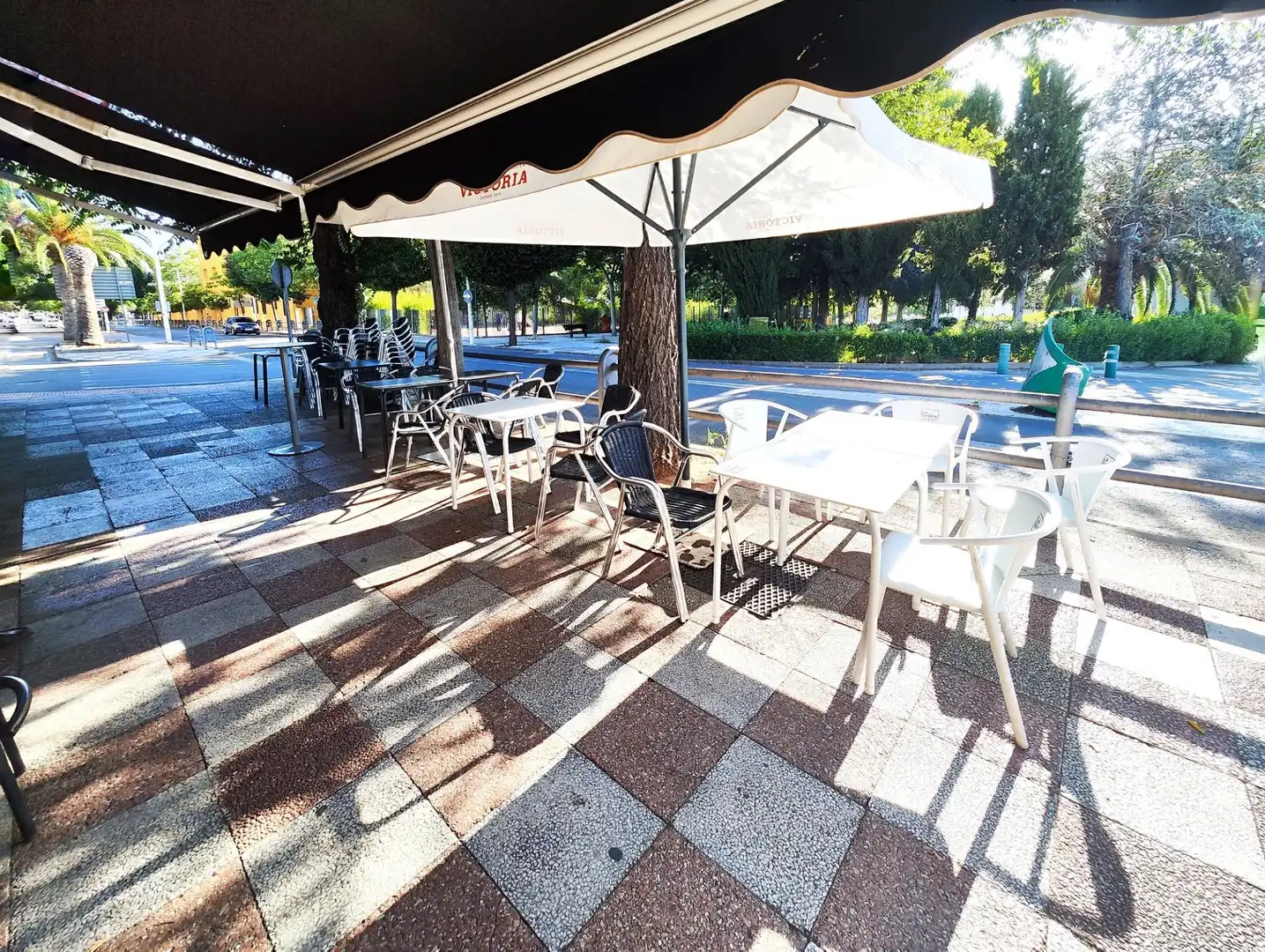 Business premises for sale in Paseo de San Gregorio