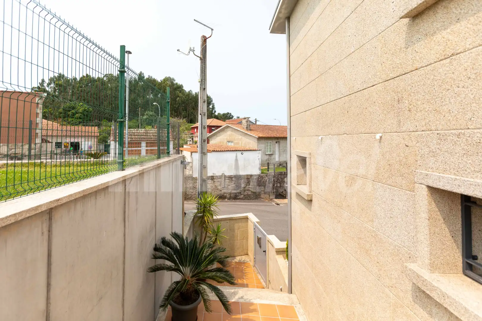 Vista exterior de Casa o chalet en venta en Sanxenxo con Calefacción, Jardín privado y Parquet