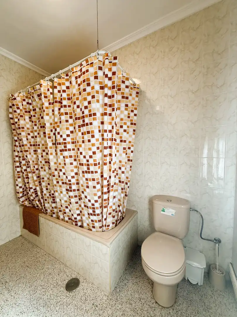 Badezimmer von Haus oder Chalet zum Verkauf in Colmenar de Oreja mit Heizung, Privatgarten und Terrasse