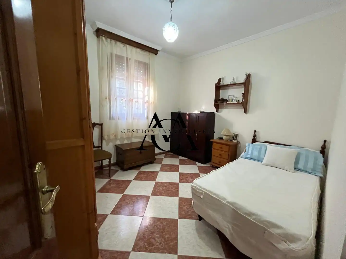 Habitación de Casa o chalet en venta en Lucena con Terraza y Amueblado