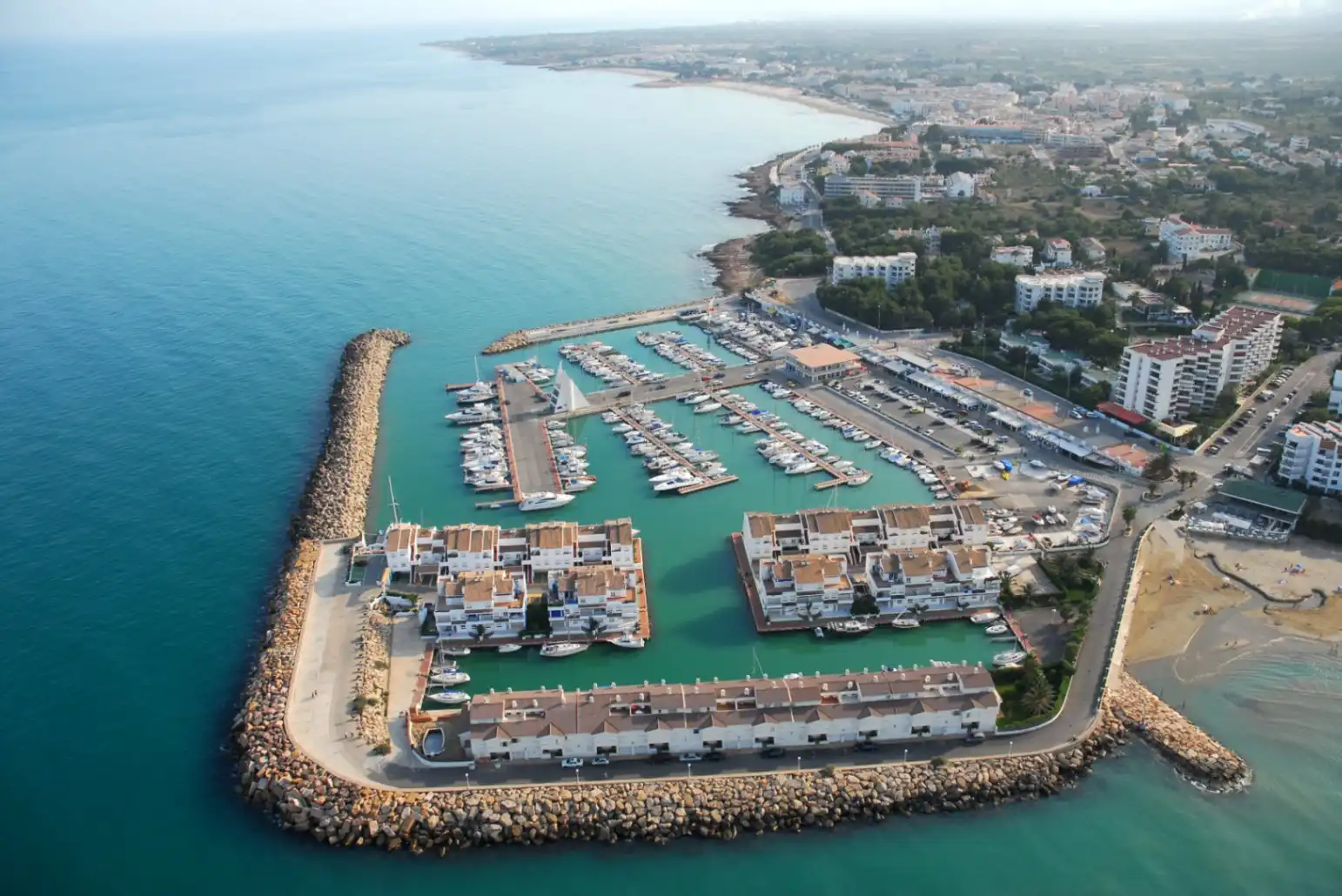 Vista exterior de Ático en venta en Alcalà de Xivert con Aire acondicionado, Calefacción y Jardín privado