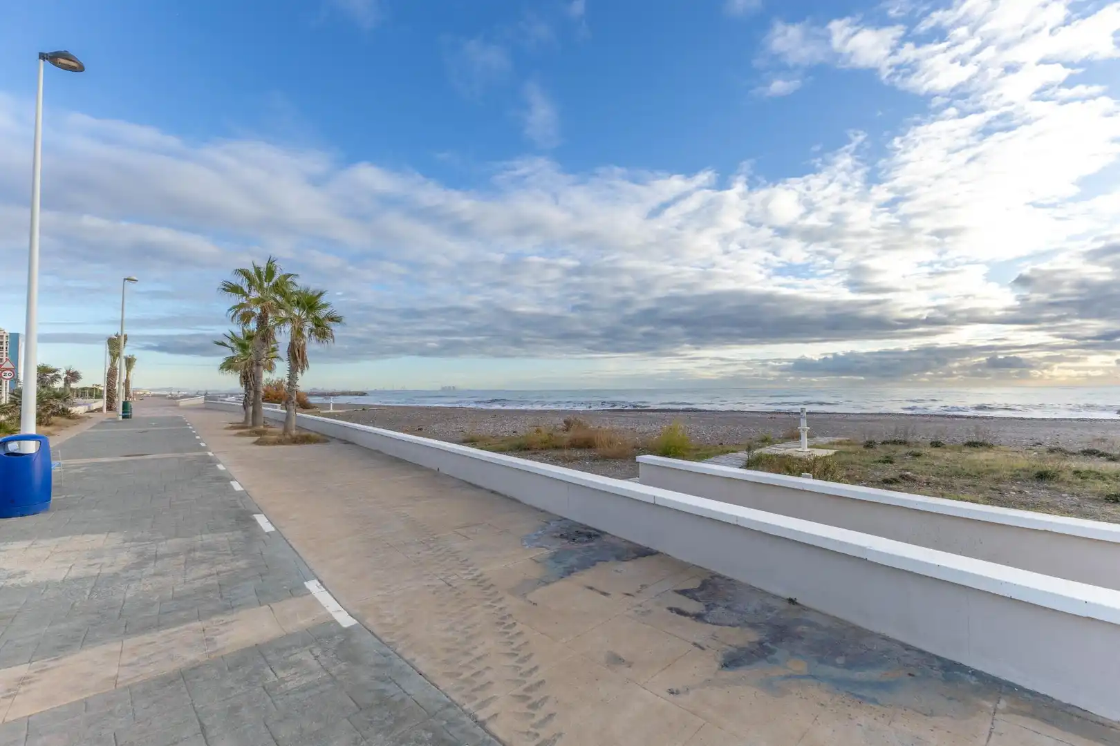 Vista exterior de Apartamento en venta en El Puig de Santa Maria con Aire acondicionado, Calefacción y Amueblado