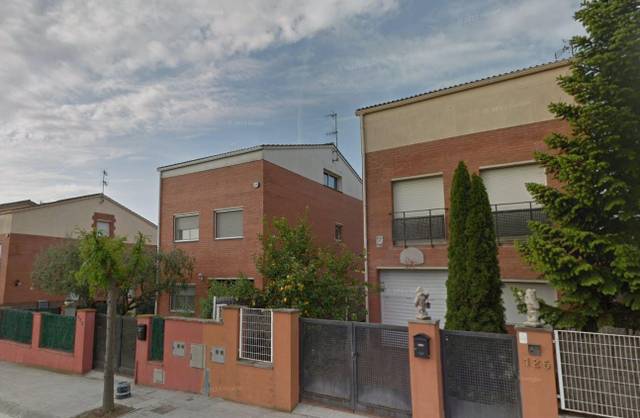 Casa-chalet en Venta en  CATALUNYA en La Granada