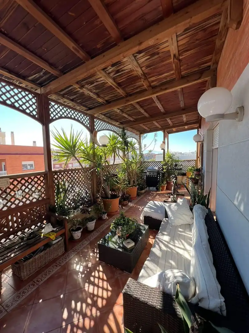 Attic for sale in Juan Carlos I
