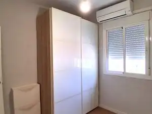 Dormitori de Pis en venda en Sevilla amb Aire condicionat, Parquet i Moblat