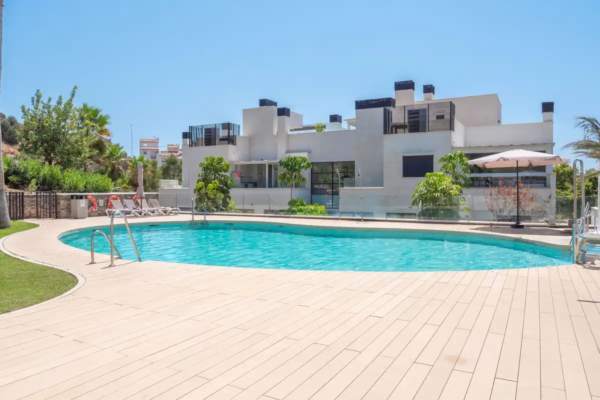 Piscina de Pis en venda en Marbella amb Terrassa i Piscina