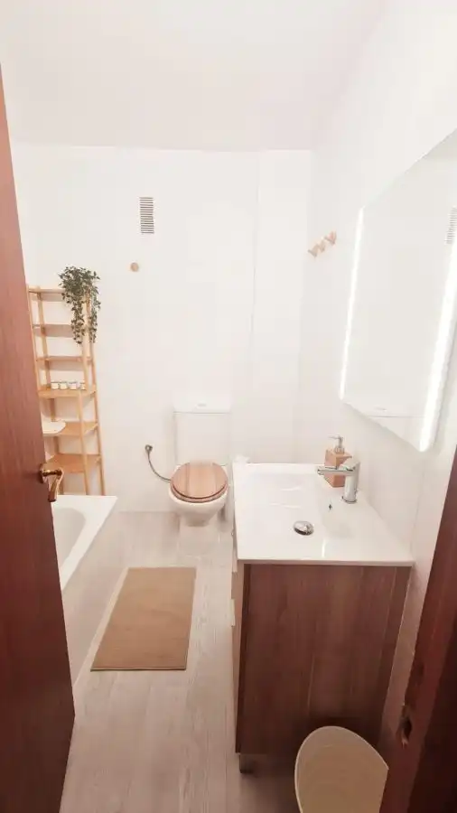 Bathroom of Flat for rent in Castellón de la Plana / Castelló de la Plana  with Terrace and Balcony