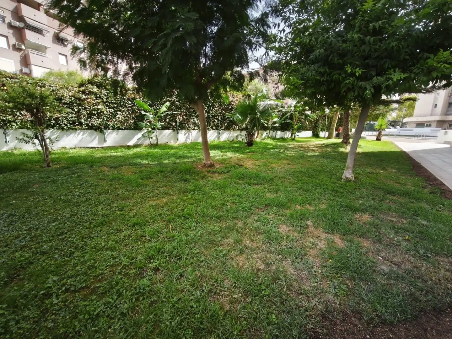 Jardín de Piso en venta en Benidorm con Aire acondicionado, Calefacción y Terraza