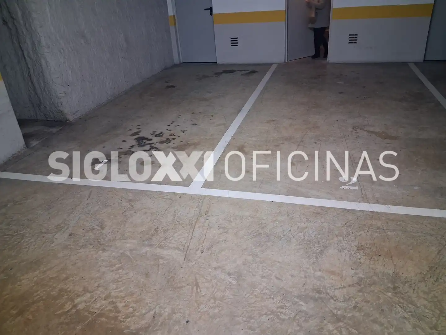 Parking of Office for rent in Esplugues de Llobregat  with Air Conditioner and Heating