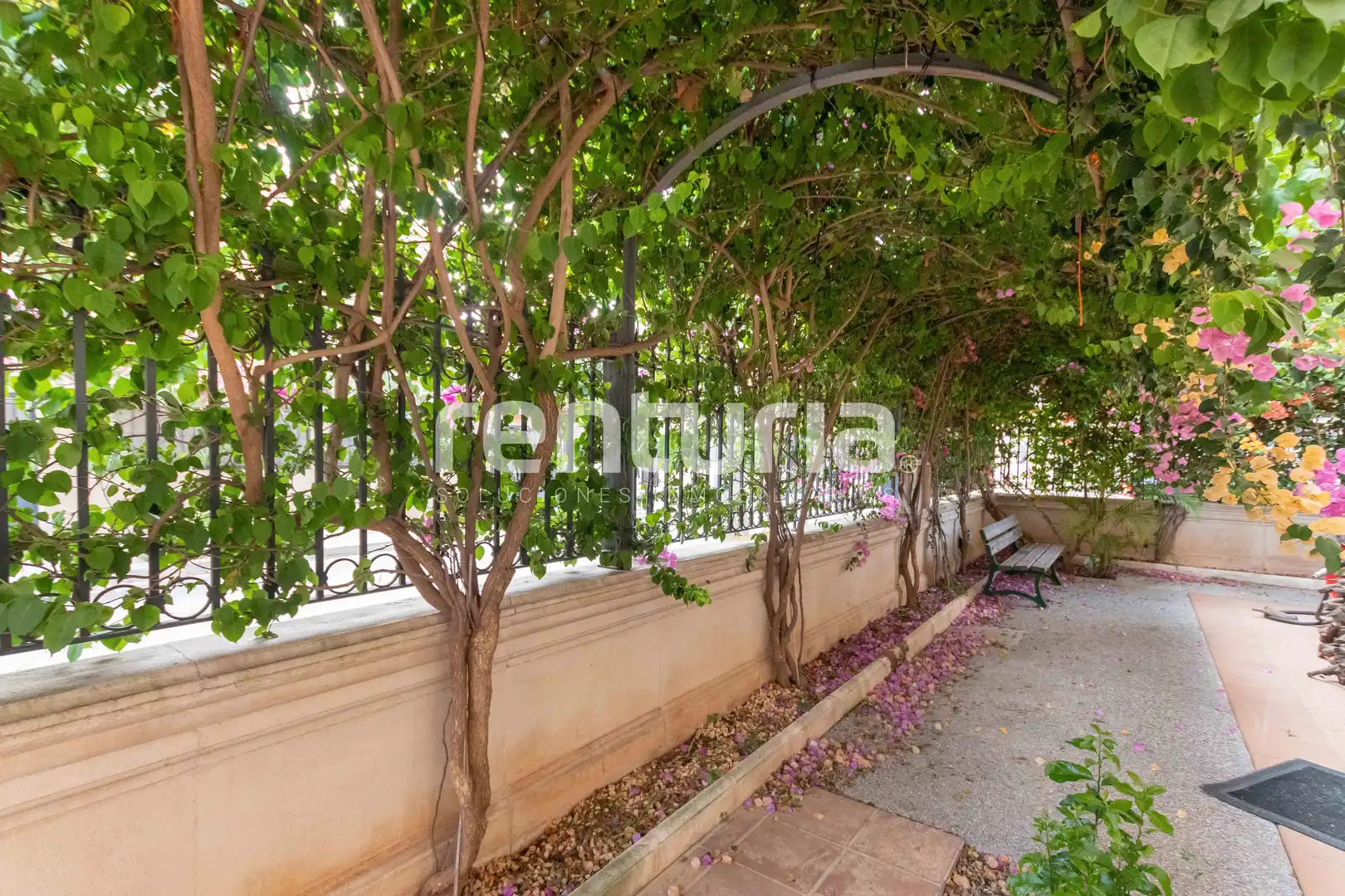 Jardín de Casa o chalet en venta en Picanya con Aire acondicionado, Jardín privado y Parquet