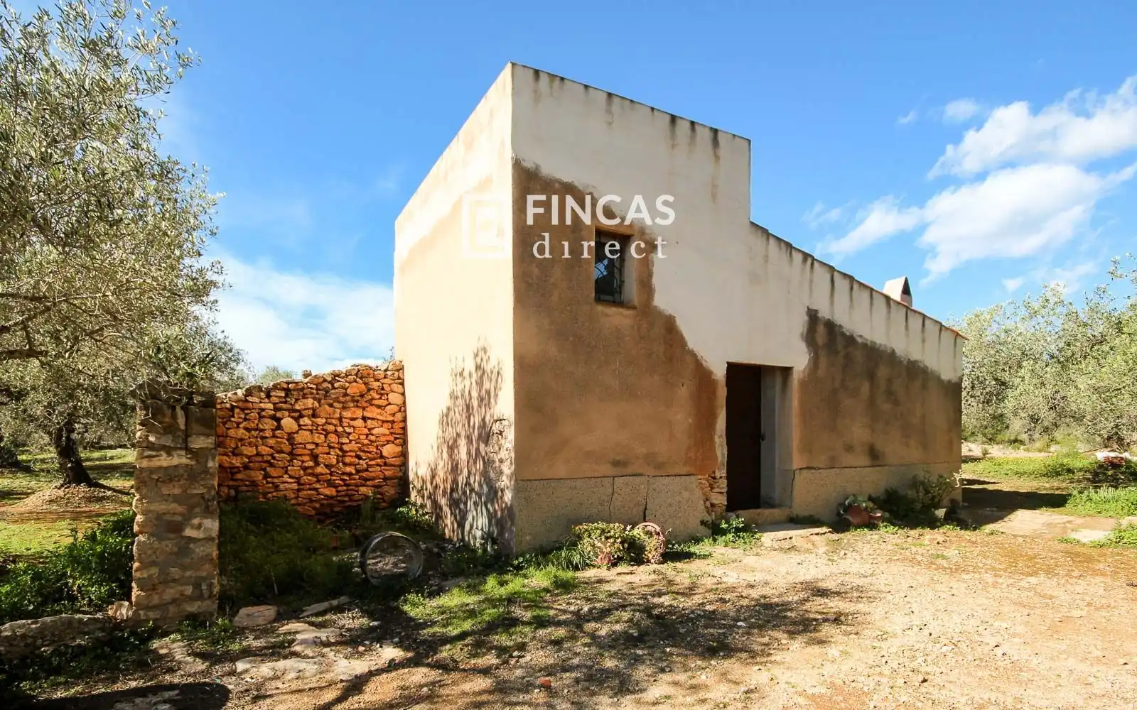 Vista exterior de Finca rústica en venda en Camarles amb Terrassa i Moblat