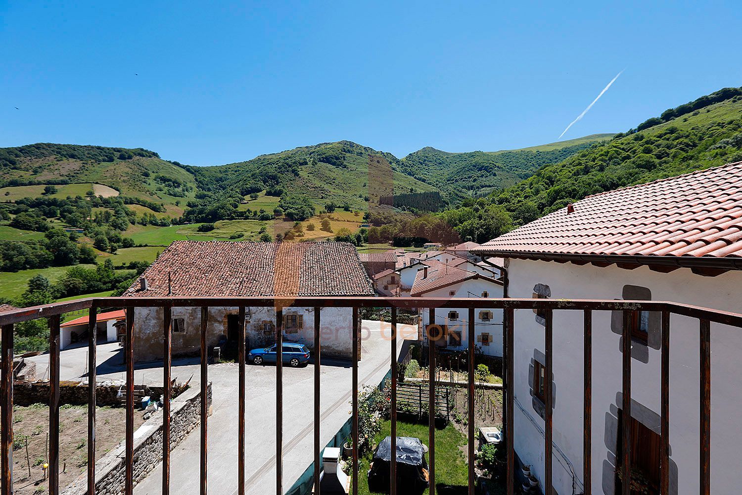 Exterior view of House or chalet for sale in Beintza-Labaien  with Private garden