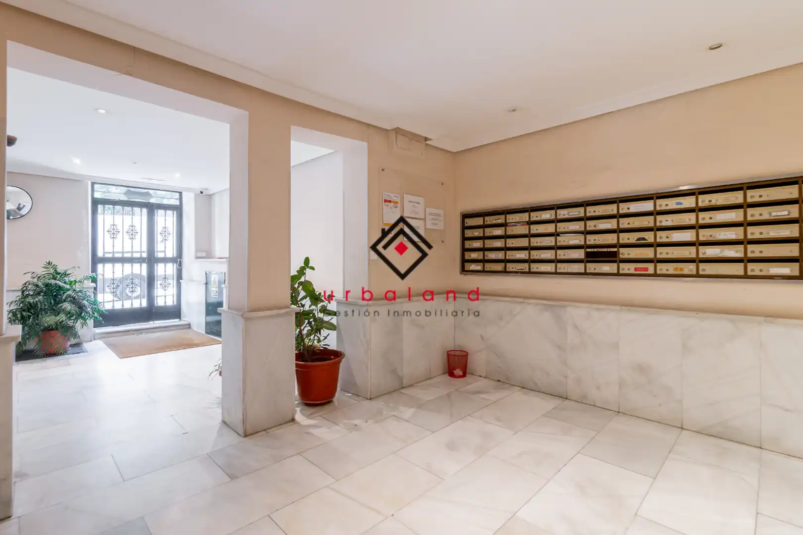 Piso en venta en Madrid con Aire acondicionado, Calefacción y Trastero