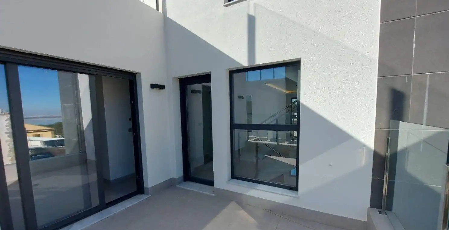 Chalet con terraza en venta en Los Balcones - Los Altos, imagen 27