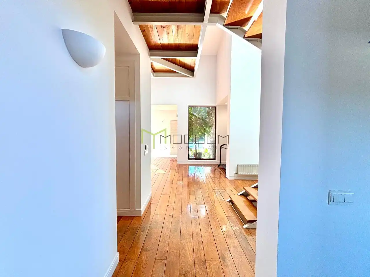 Haus oder Chalet zum Verkauf in Ames mit Heizung, Privatgarten und Terrasse