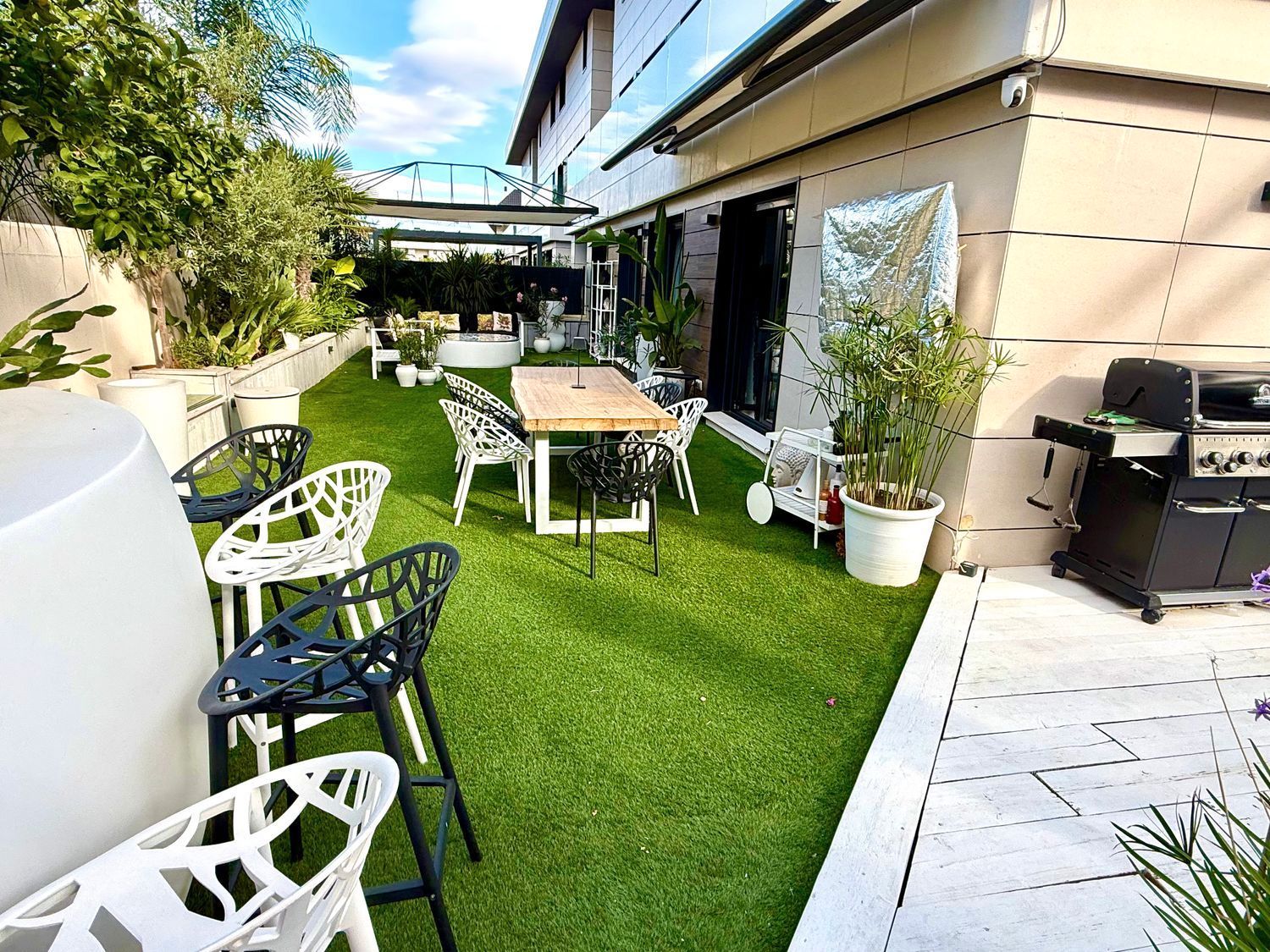Terrassa de Dúplex en venda en Boadilla del Monte amb Aire condicionat, Calefacció i Jardí privat