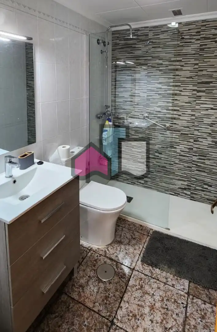 Baño de Apartamento en venta en Cullera con Aire acondicionado, Terraza y Amueblado