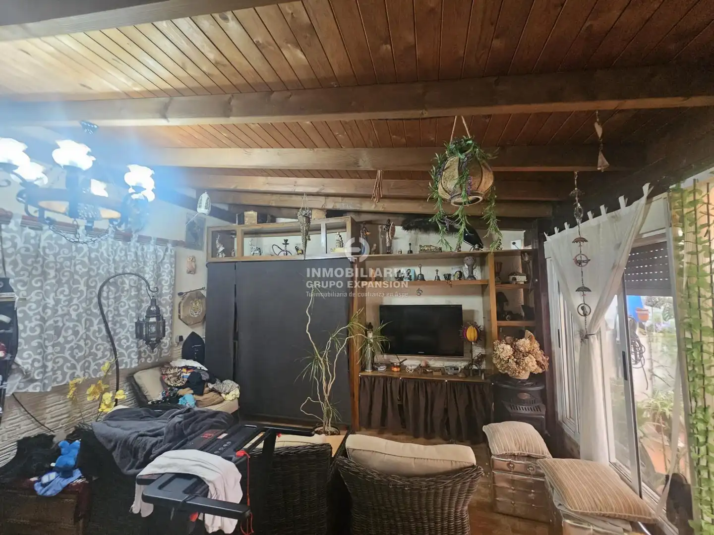Wohnung zum Verkauf in Aspe mit Klimaanlage, Heizung und Privatgarten