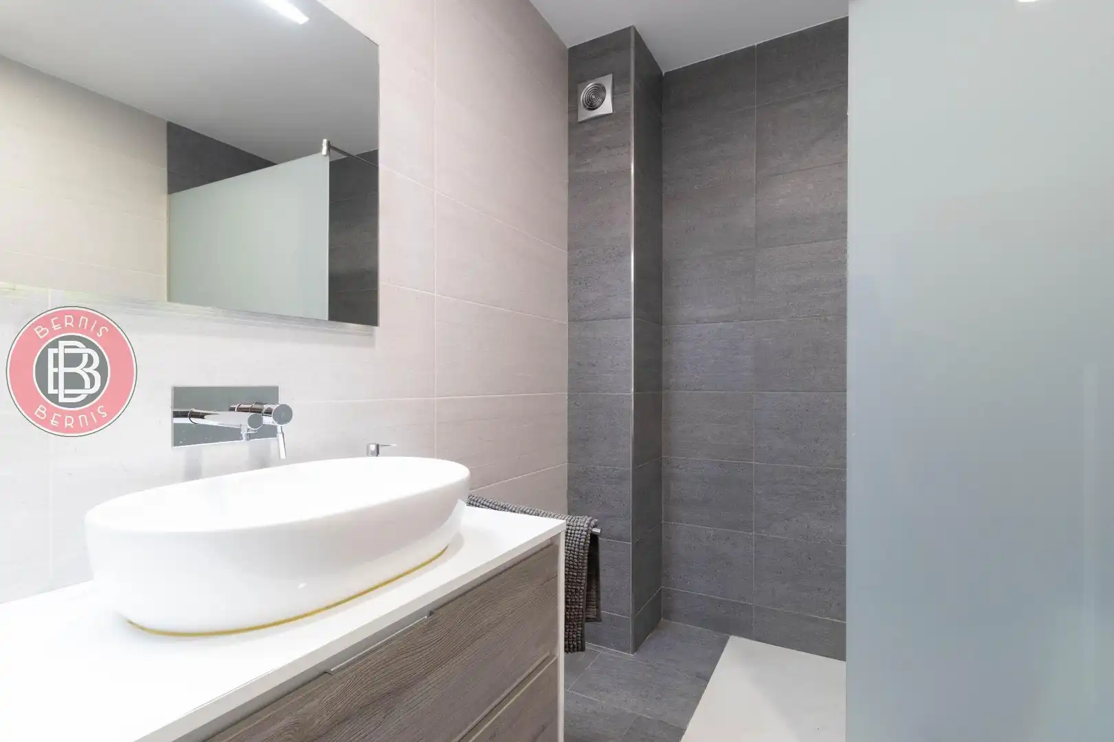 Baño de Casa adosada en venta en Piera con Aire acondicionado, Calefacción y Parquet