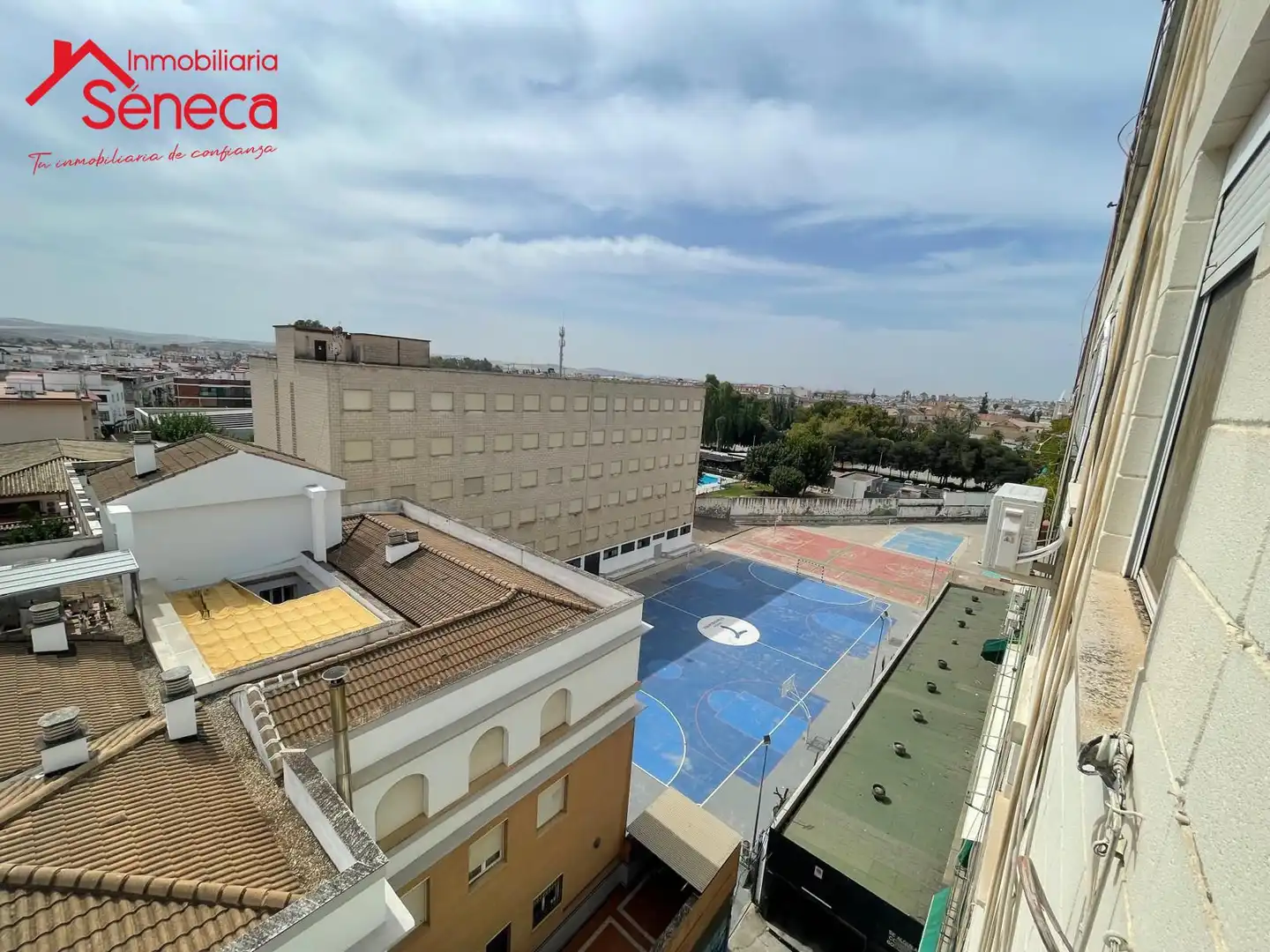 Vista exterior de Pis en venda en Córdoba amb Terrassa