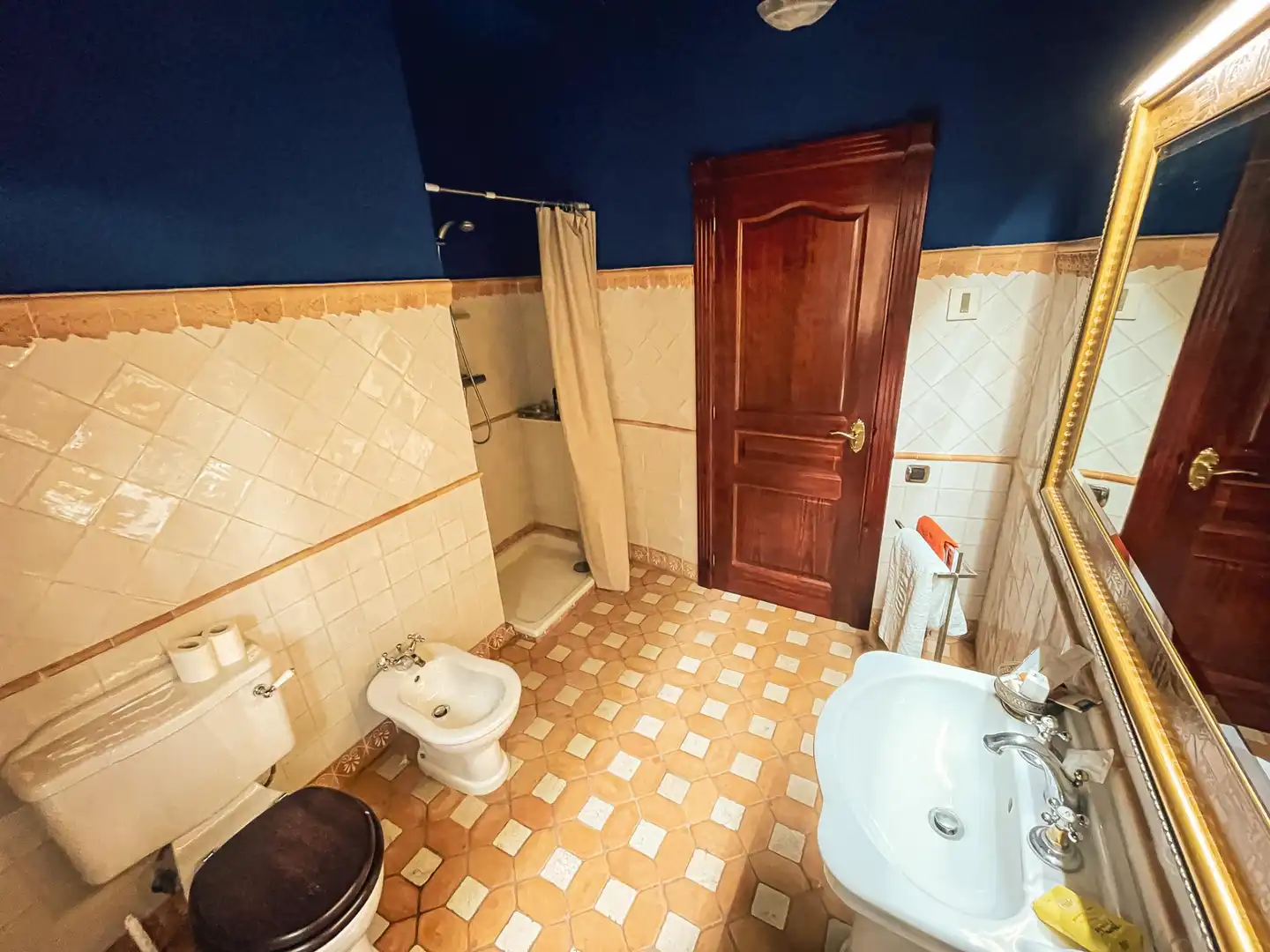Bathroom of Houses for sale in Lardero  with Air Conditioner, Heating and Private garden