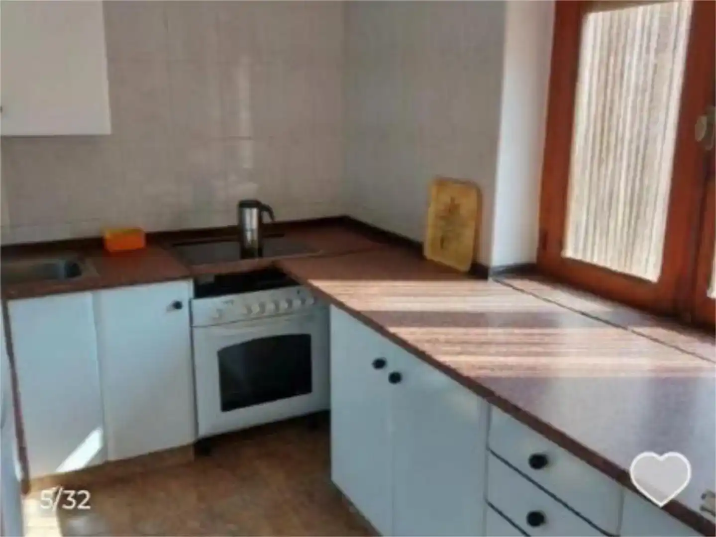 Cuina de Casa o xalet en venda en Gordoncillo amb Jardí privat