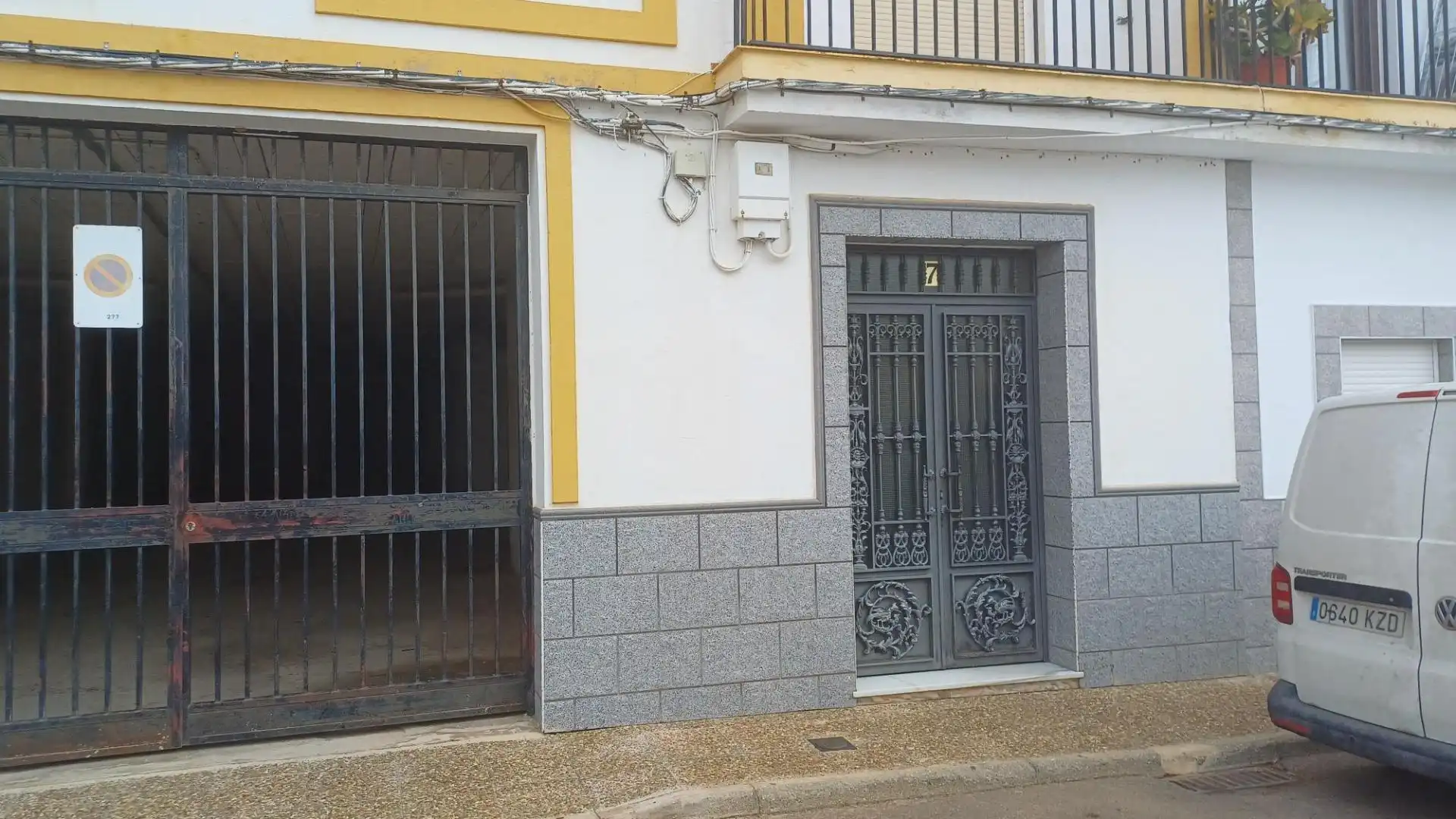 Außenansicht von Wohnung zum Verkauf in Monterrubio de la Serena mit Balkon