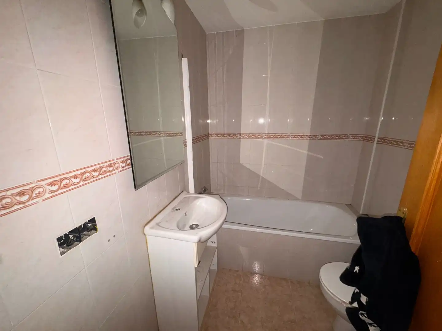 Bathroom of Flat for sale in Santa María del Camí, Illes Balears