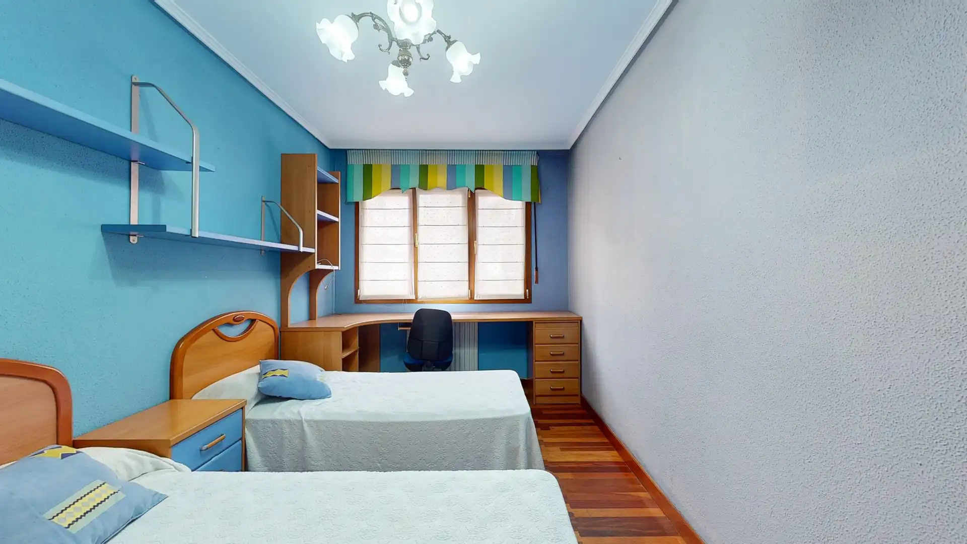Schlafzimmer von Wohnung zum Verkauf in Barakaldo  mit Heizung und Balkon