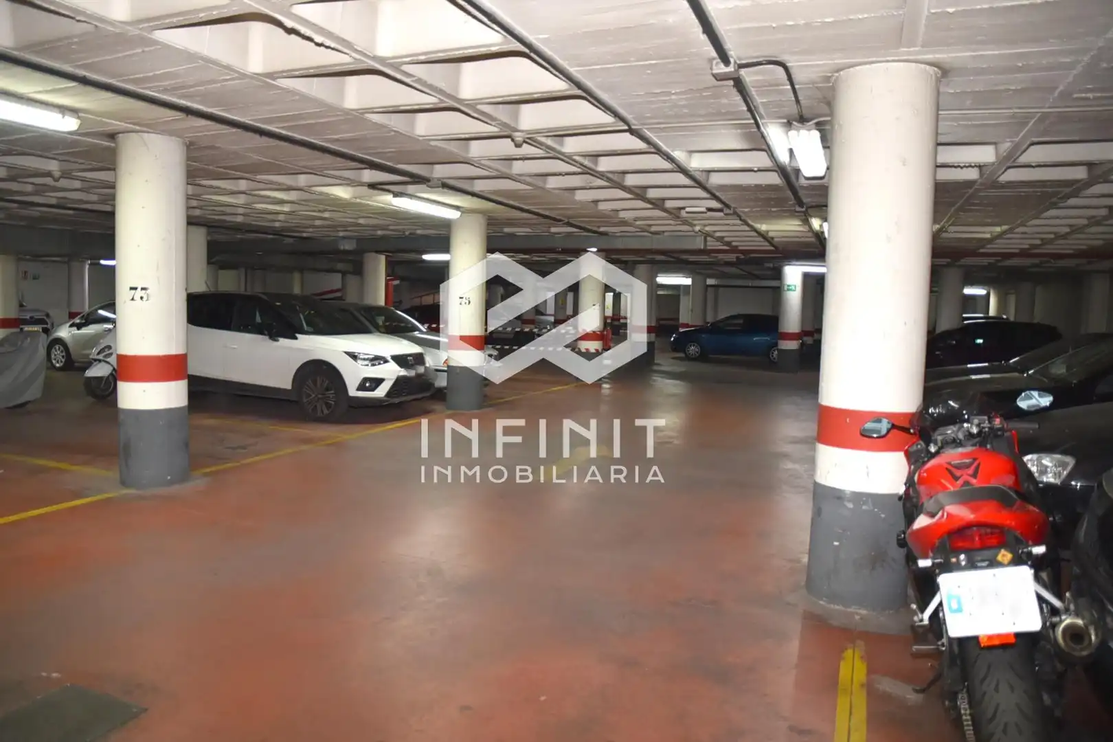 Einzelparkplatz zum Verkauf in Val, imagen 3